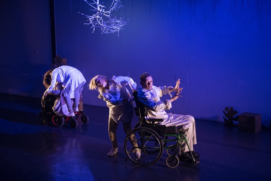 Wanna Be a Rabbit? by Weave Movement Theatre is now postponed till 2022
