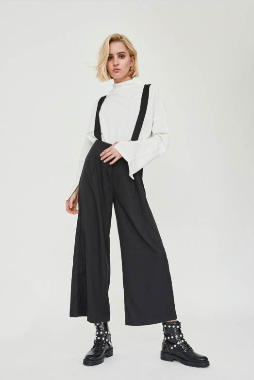 BLACK DUNGAREE CROPPED WIDE LEG TROUSERS
