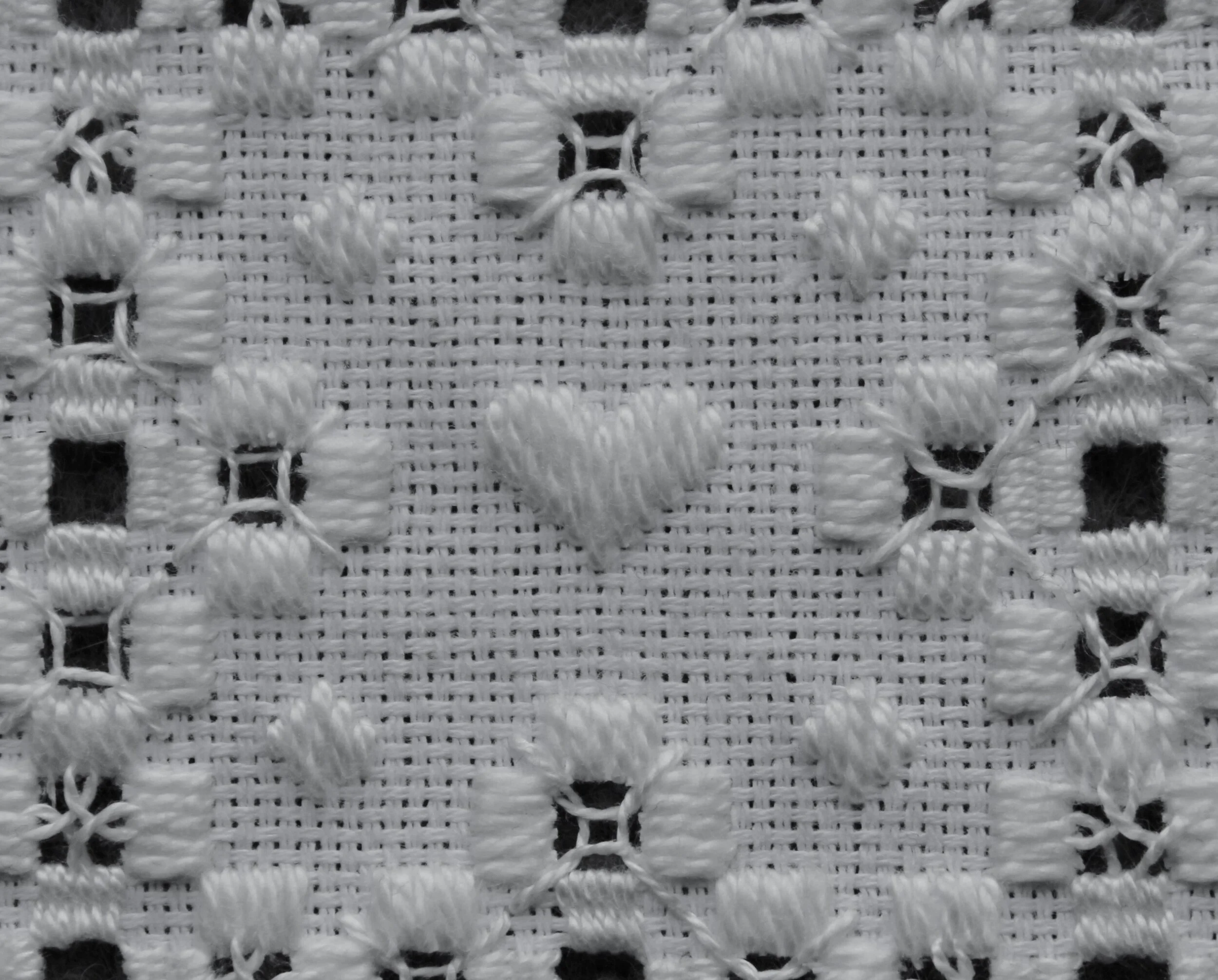 One rule for picking the right thread for your embroidery project ...