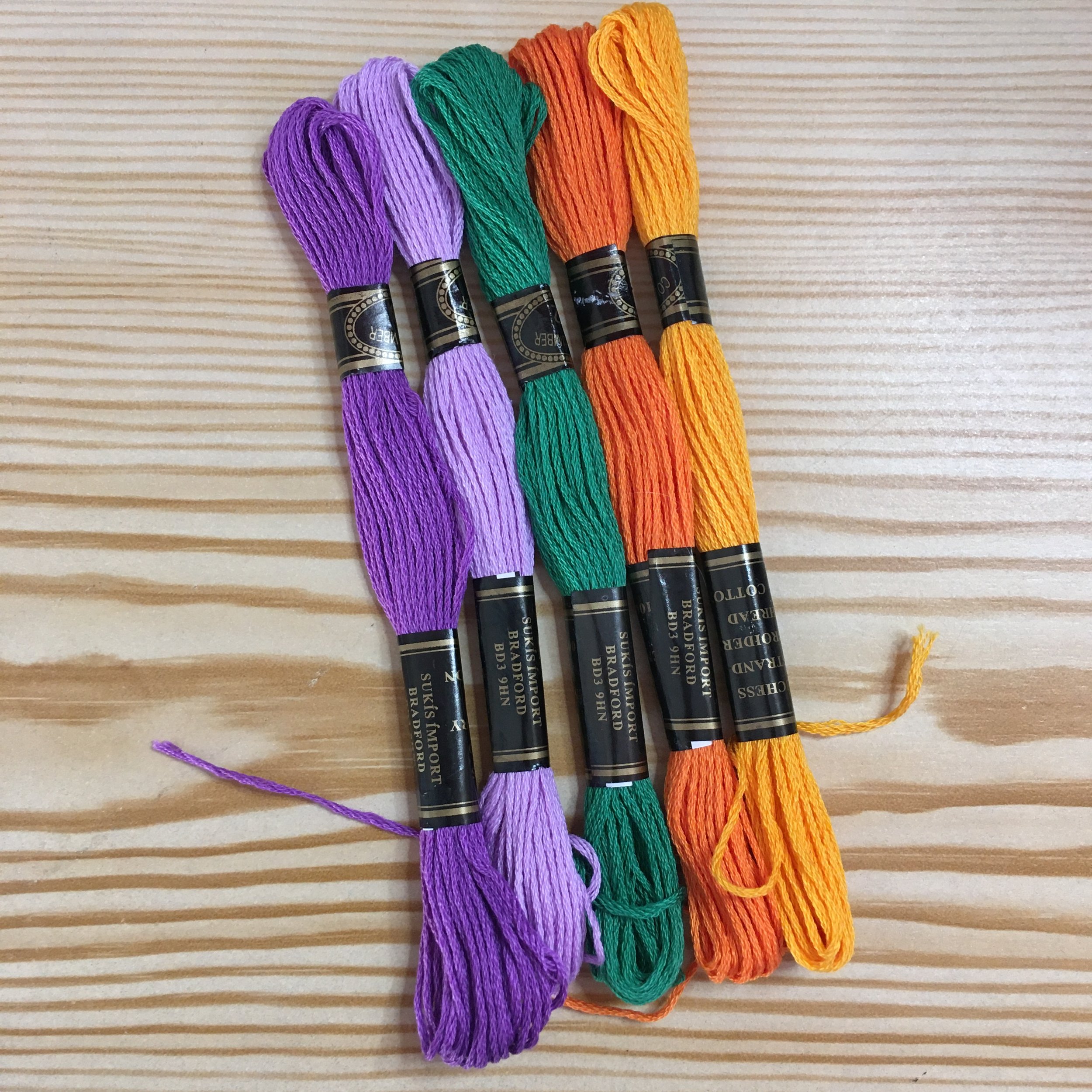 Wool Darning/Embroidery Thread - Colours - Many Colours