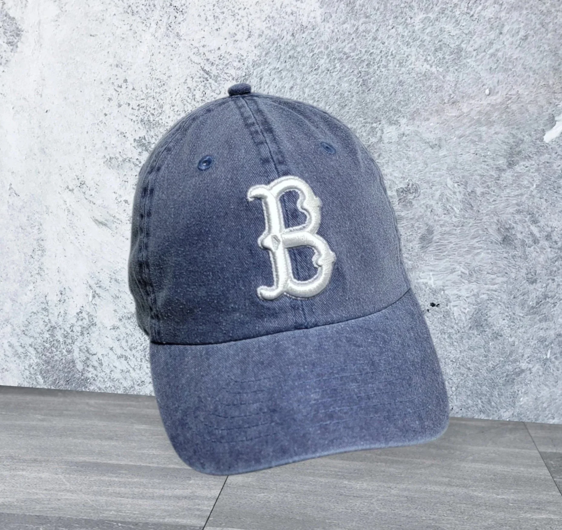 Dodgers B Adult's & Youth's Denim and  Washed Denim Baseball Cap. Limited Edition.