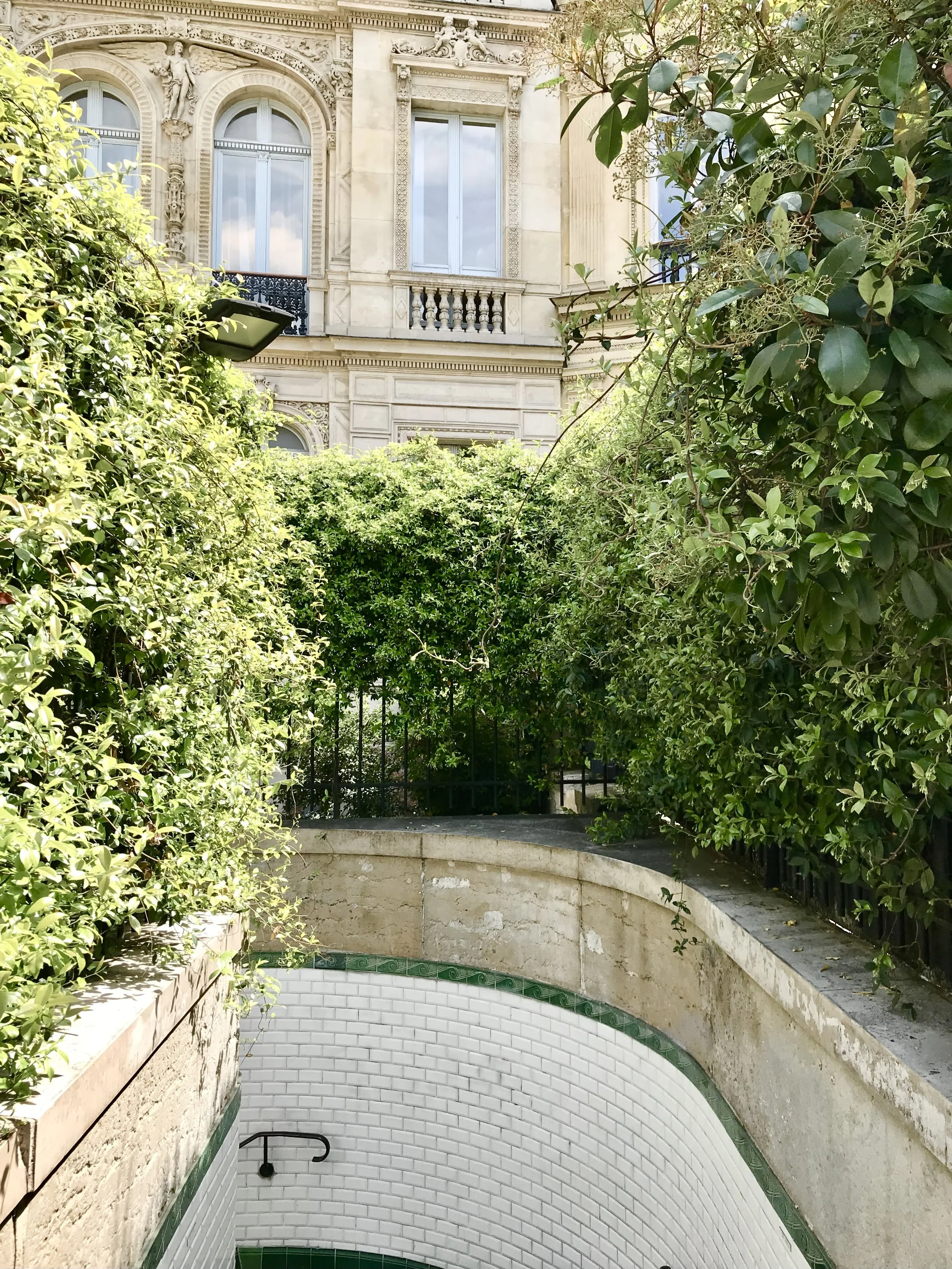 METRO STATION SAINT-GEORGES PARIS IX