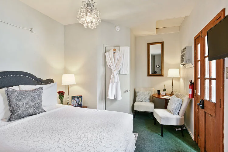 Chartres+-+New+Orleans+Luxury+Rental.jpg