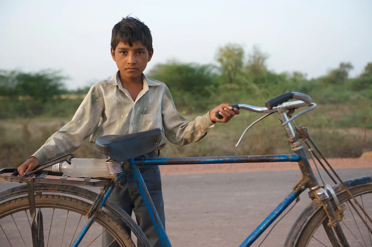 Child living on the roadside - Rajasthan, India