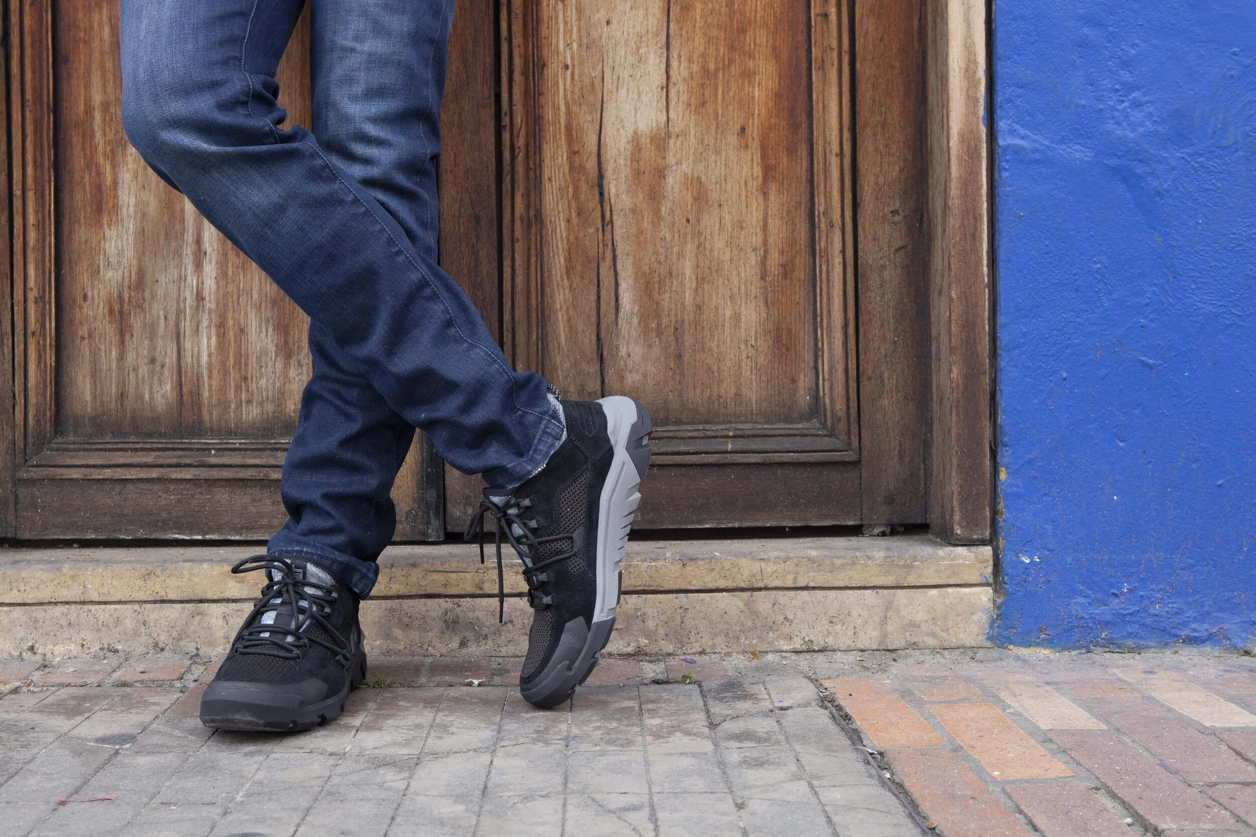 caterpillar crail mid