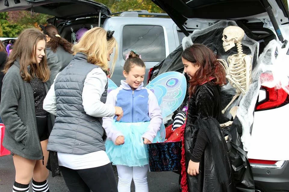 Trick or Trunk 21.jpg