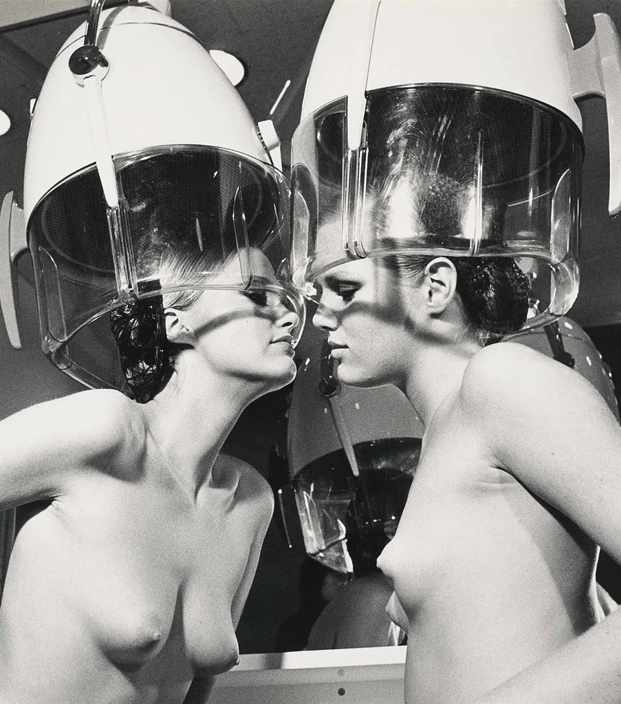 Patti Hansen & Winnie Hollman / 1976