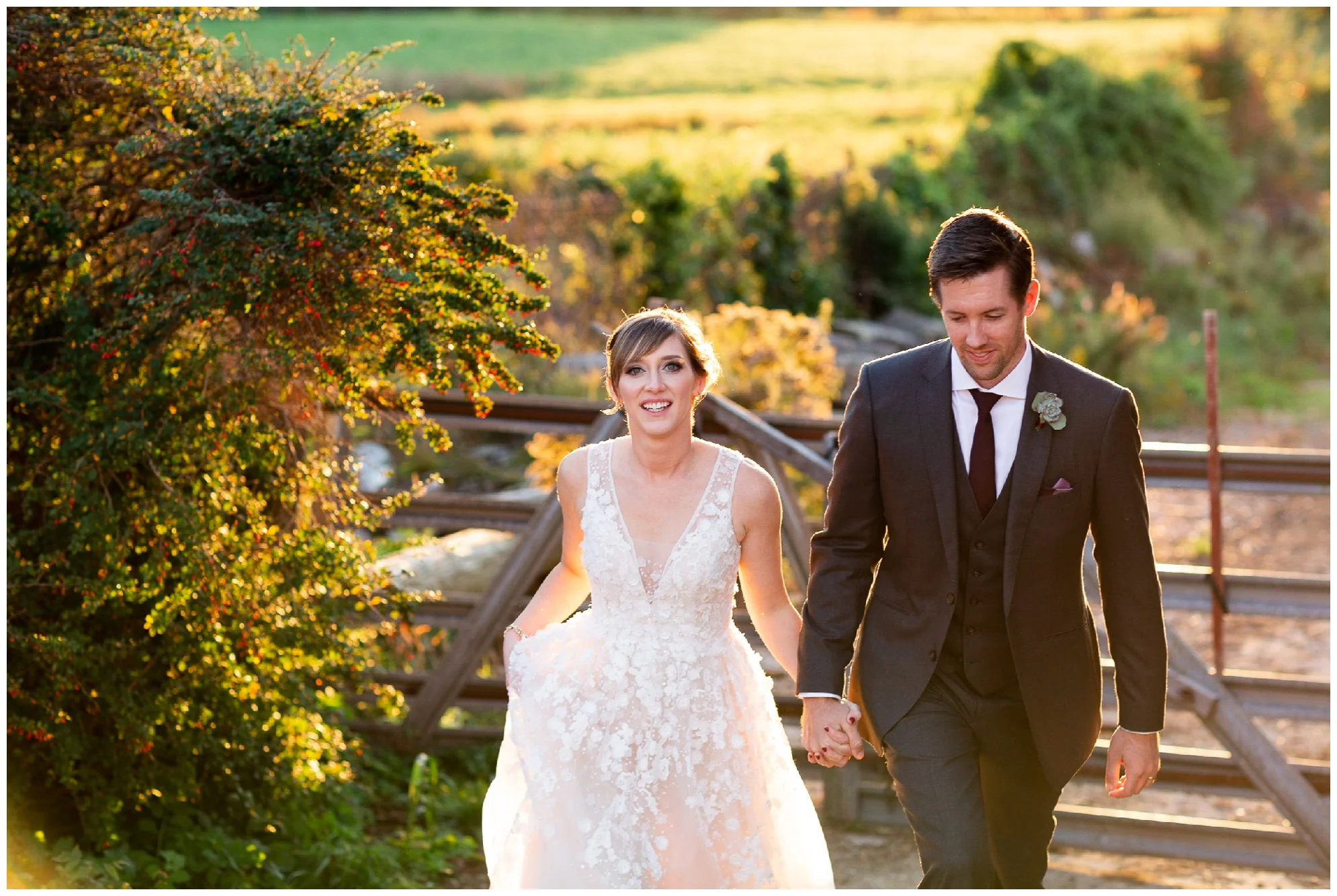 GilfordNewHampshireFallWedding_2210.jpg