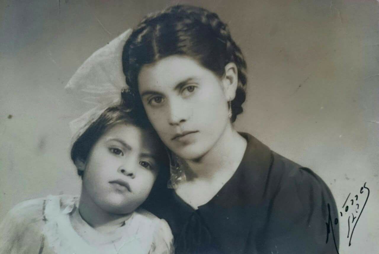 photo of Alyssia Muñoz’s abuela y bisabuela