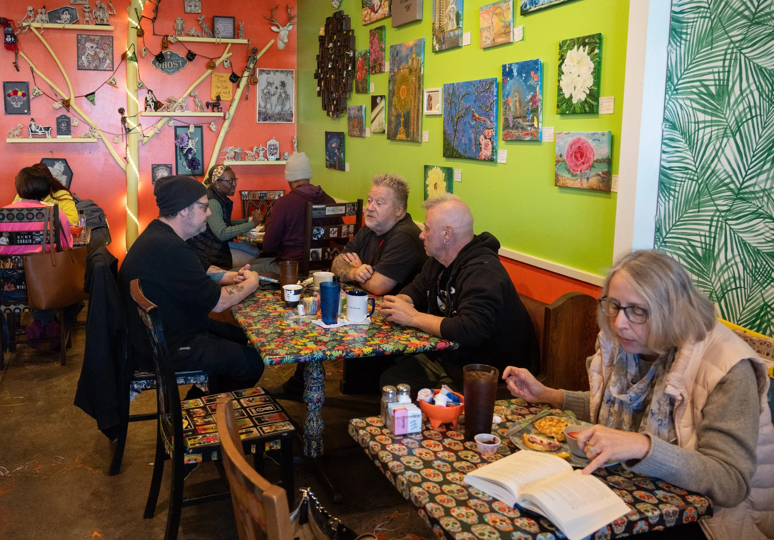  J.J.Pearson and fellow members of “the council,” Gary and Glenn Labita, eat brunch Sunday, Nov. 12, 2023, as they do every week at Ruth’s Cafe in Indianapolis. 