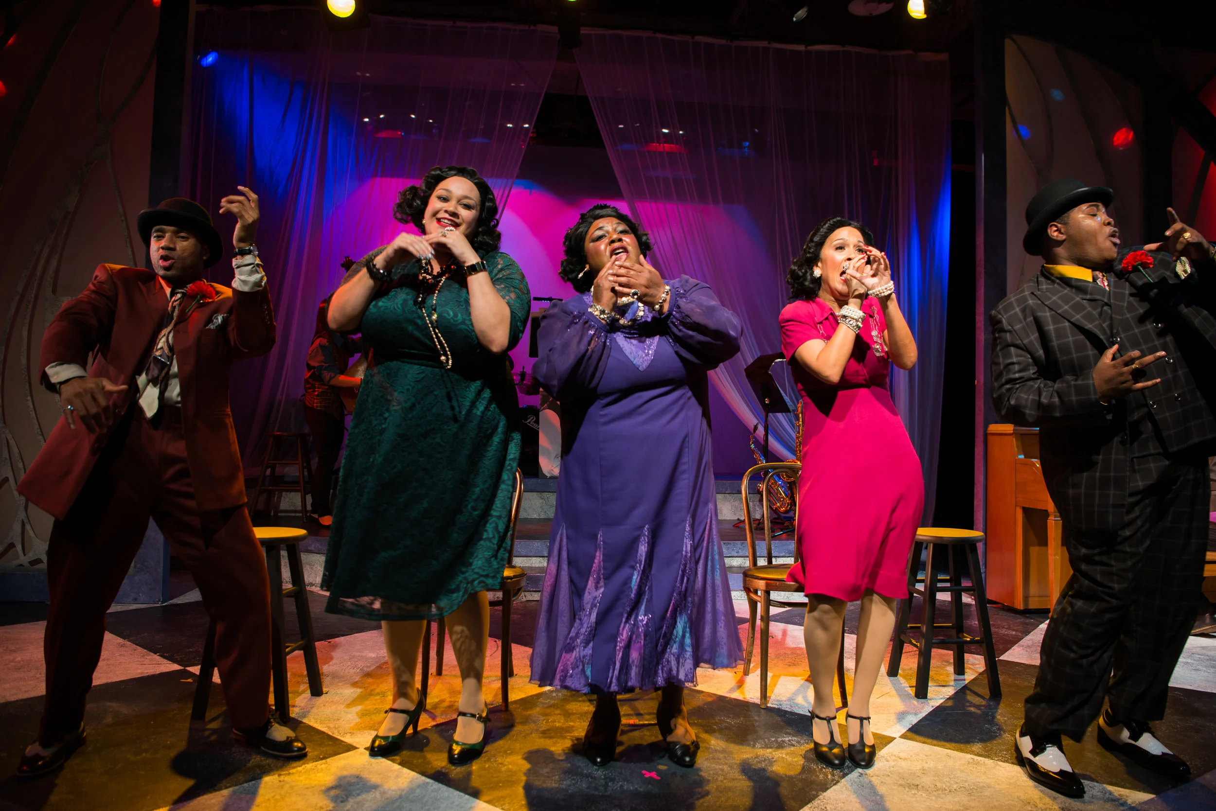 42nd_St_Aint_Misbehavin_240.jpg