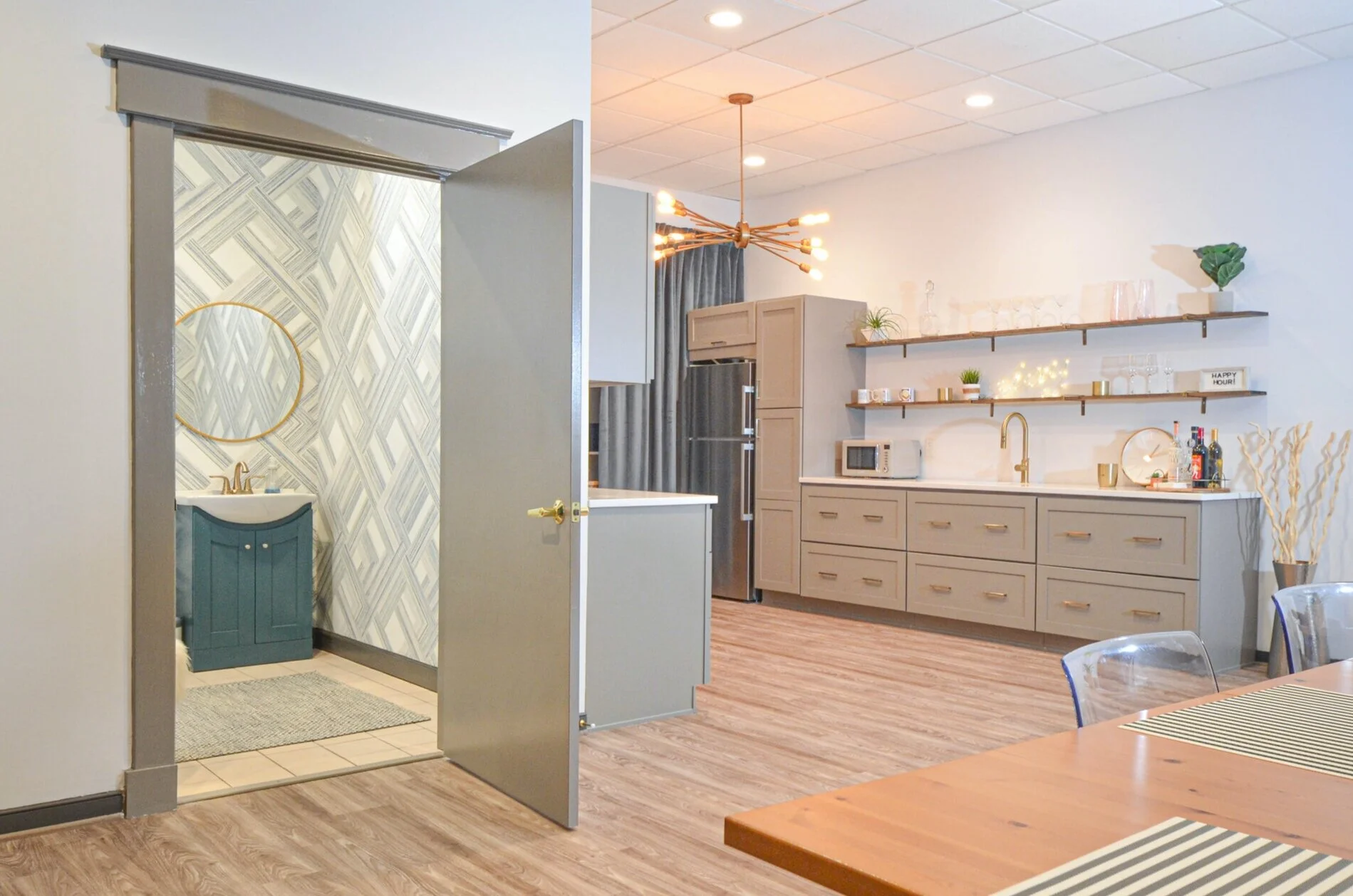 Glam Carytown Workspace