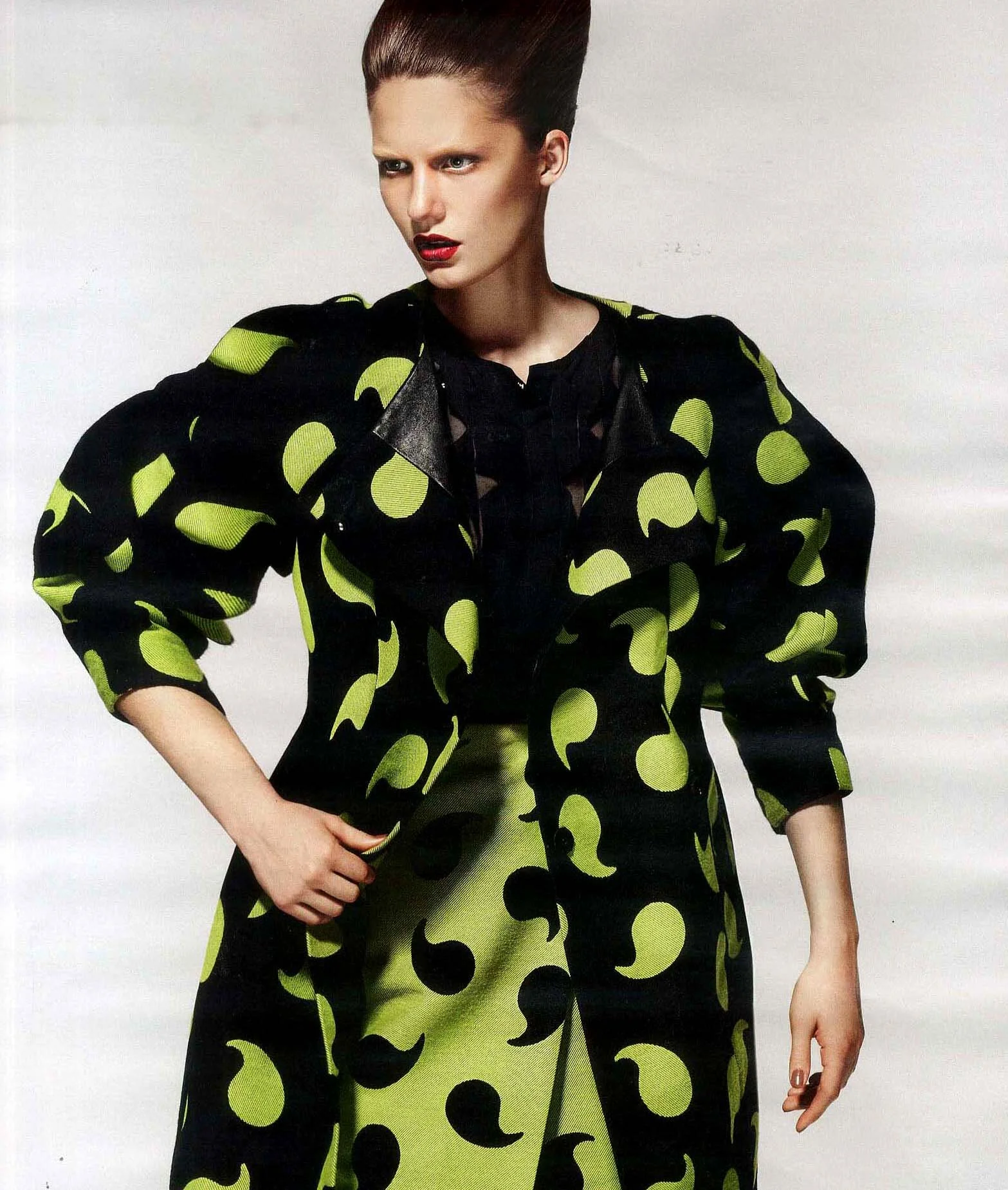 FTHowToSpendIt01Sep12(dvf).jpg