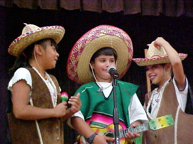 UFOMT The Strumming Singing Guys.JPG