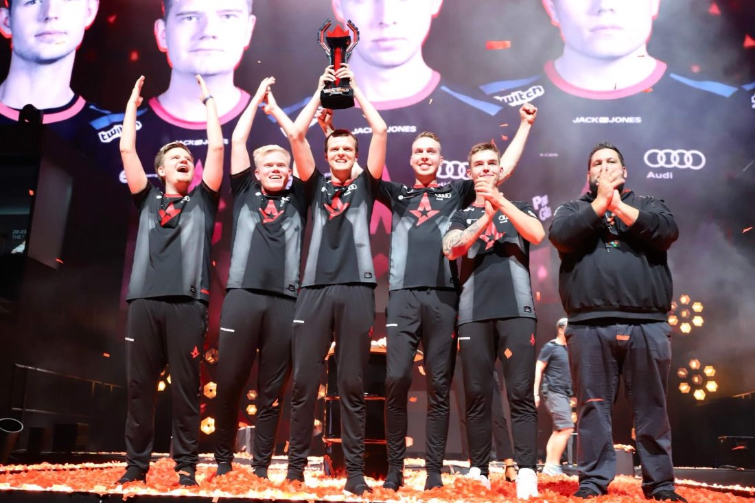 Astralis - чемпионы FACEIT Major: Лондон 2018 - Изображение: Astralis Twitter