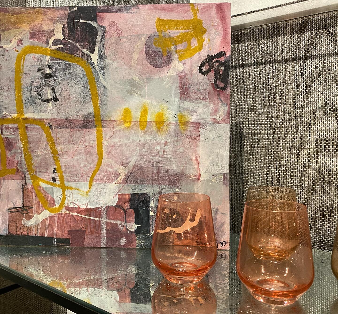 Beautiful hand-blown @estellecoloredglass looks so stunning next to this abstract original by @lizmurphystudio &mdash; how gorgeous would this combo be sitting in your kitchen shelf? 
.
Stop in this week to browse all the homewares and artwork we hav