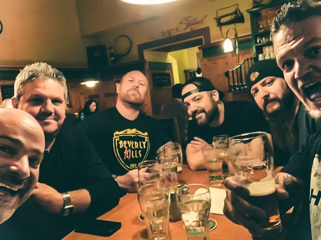 A proper &amp; traditional Viennese Dinner the other night in Vienna with the gang. Bring on the Schnitzel, Prost! 🍻#EvolutionTour #Disturbed #Vienna 📷:@DavidMDraiman