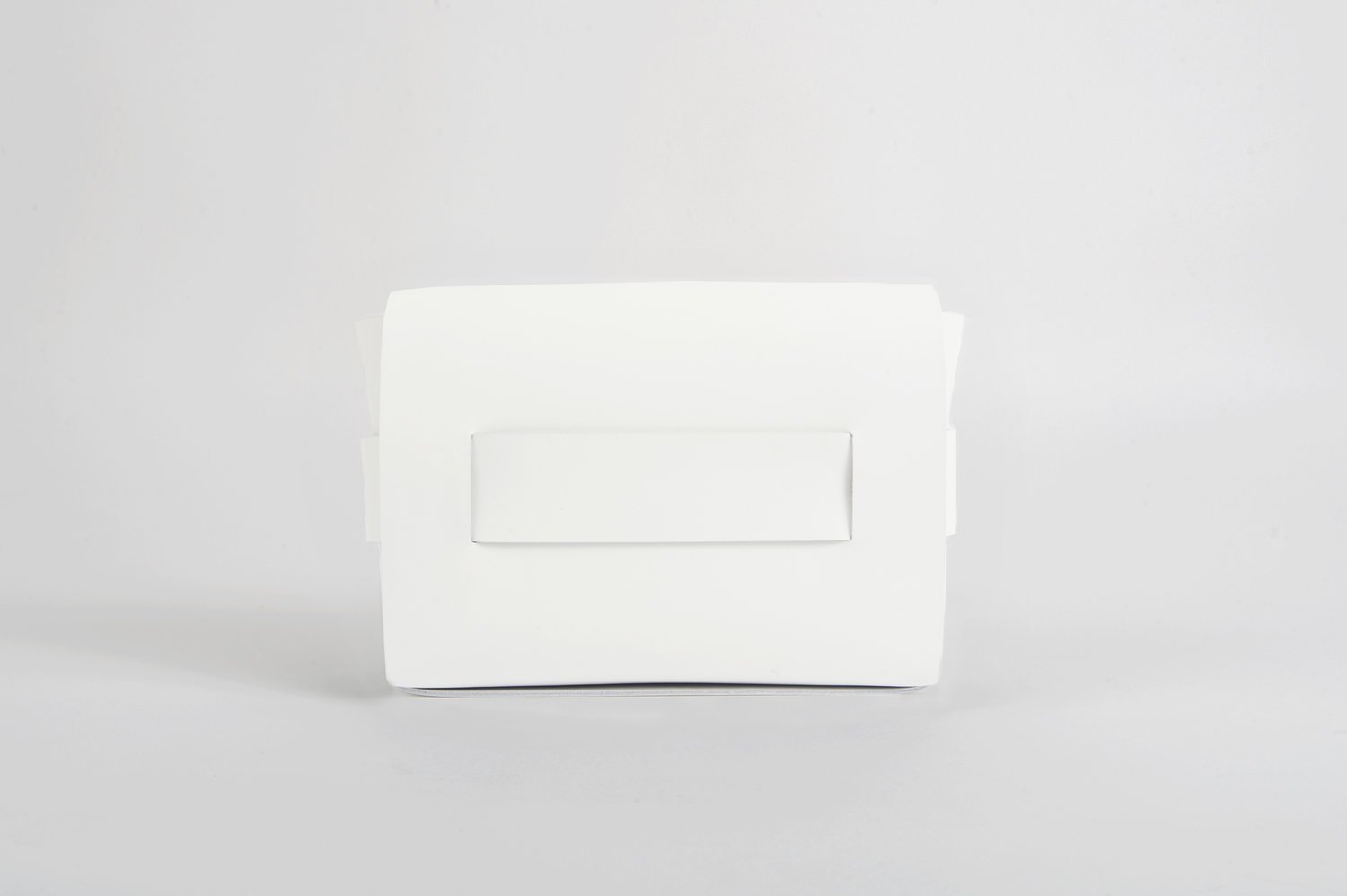 dadat.studio-oui.bag-white3.jpg