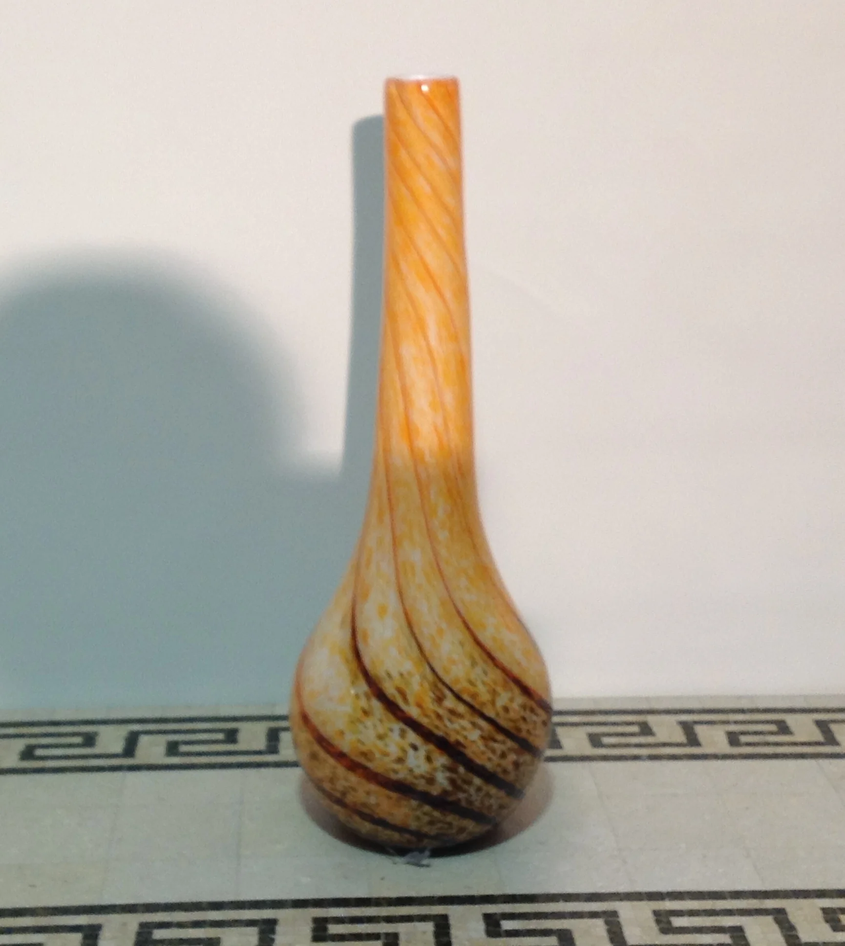 Tradway glass vase (1).JPG