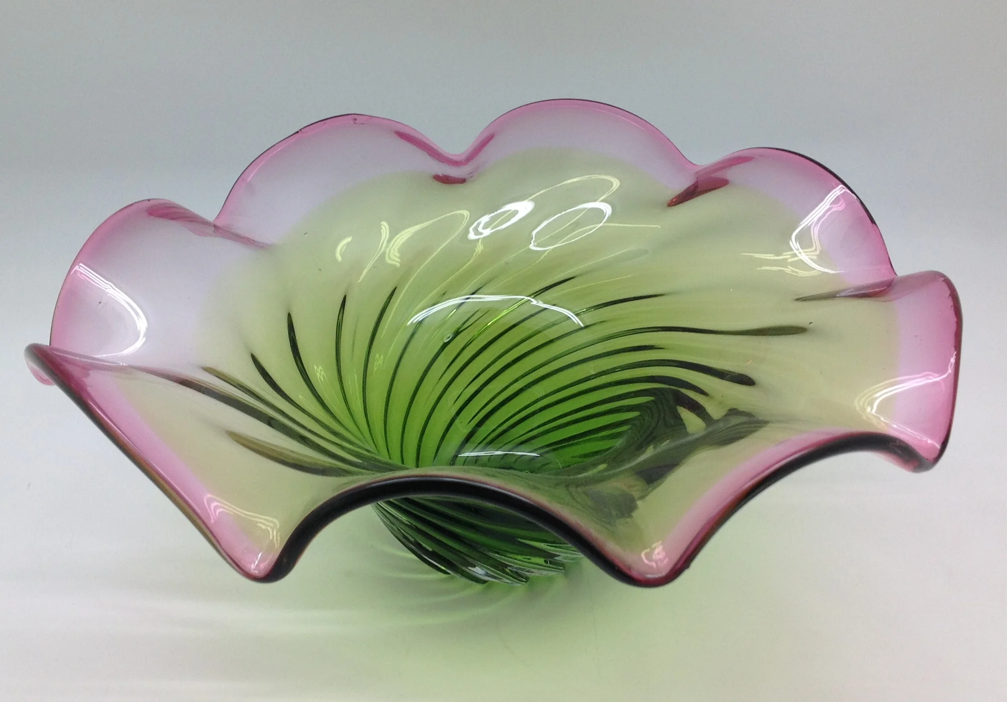 Tradway glass fruit bowlse (19).JPG