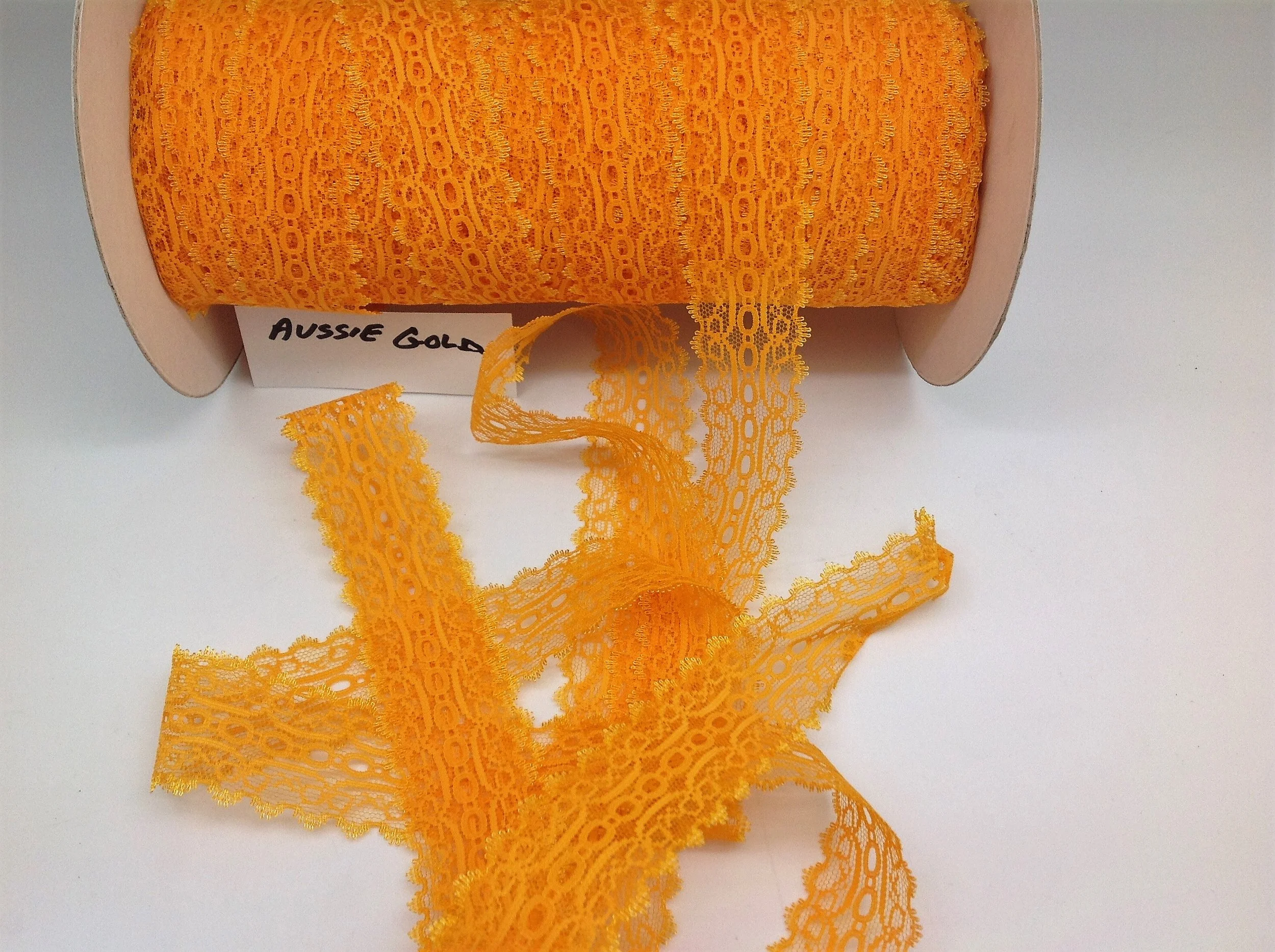 Tradway coathanger laces (9).JPG