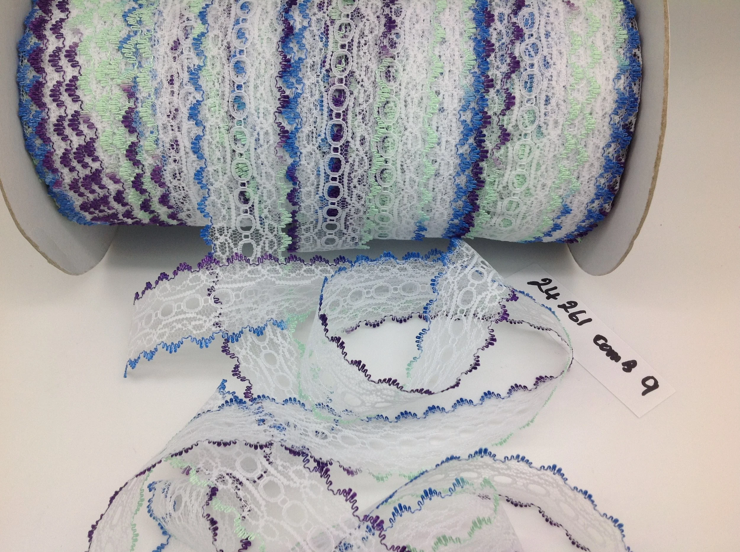 Tradway coathanger laces (32).JPG