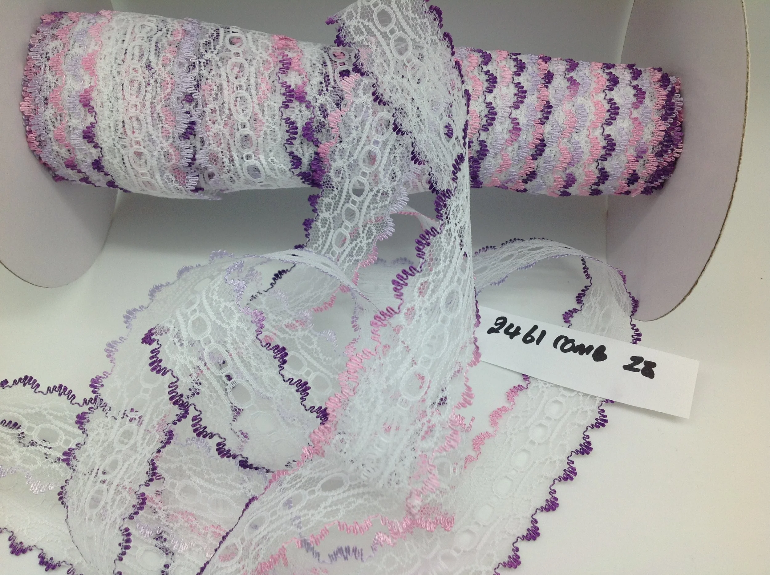 Tradway coathanger laces (33).JPG