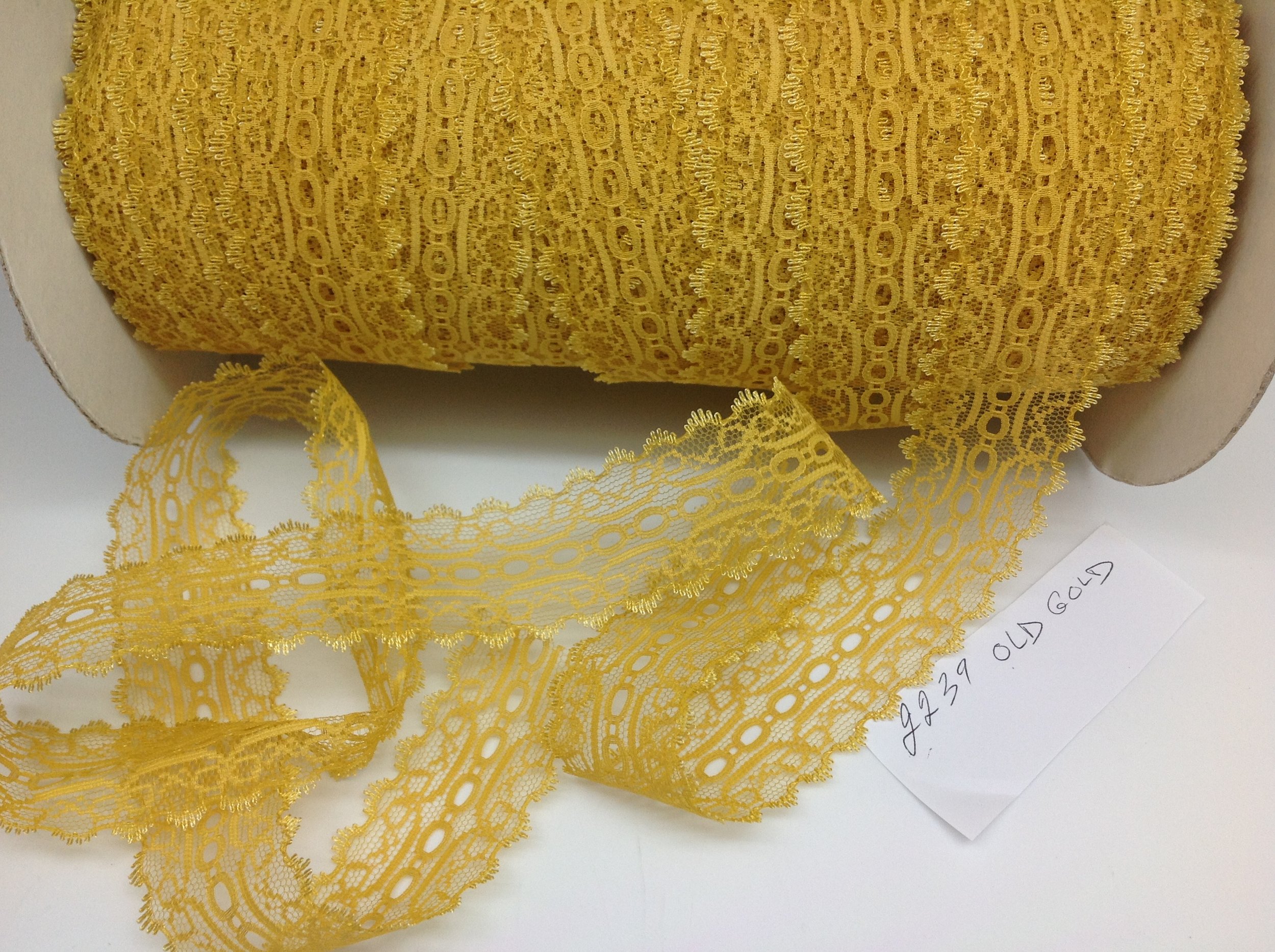 Tradway coathanger laces (41).JPG