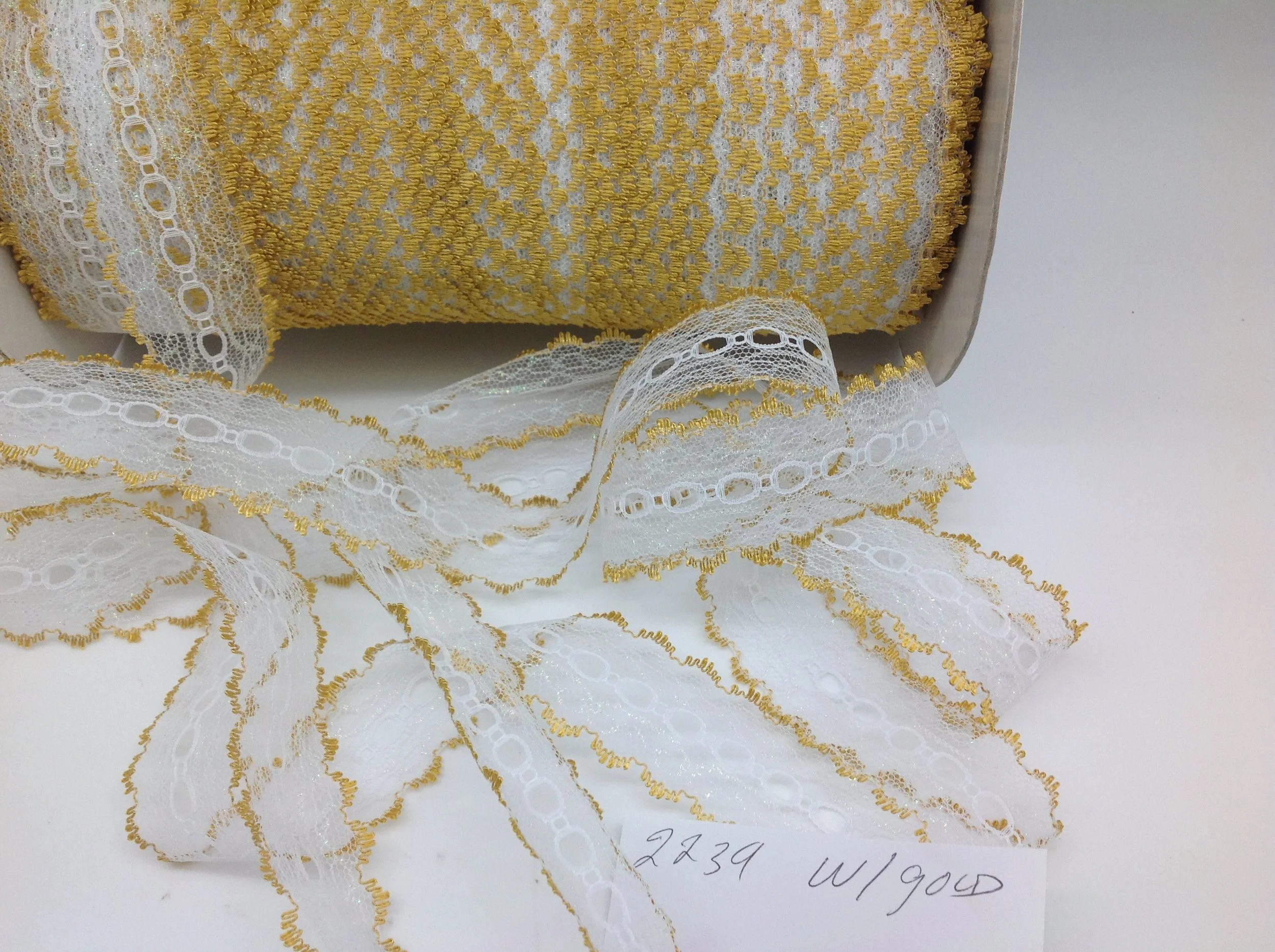 Tradway coathanger laces (48).JPG