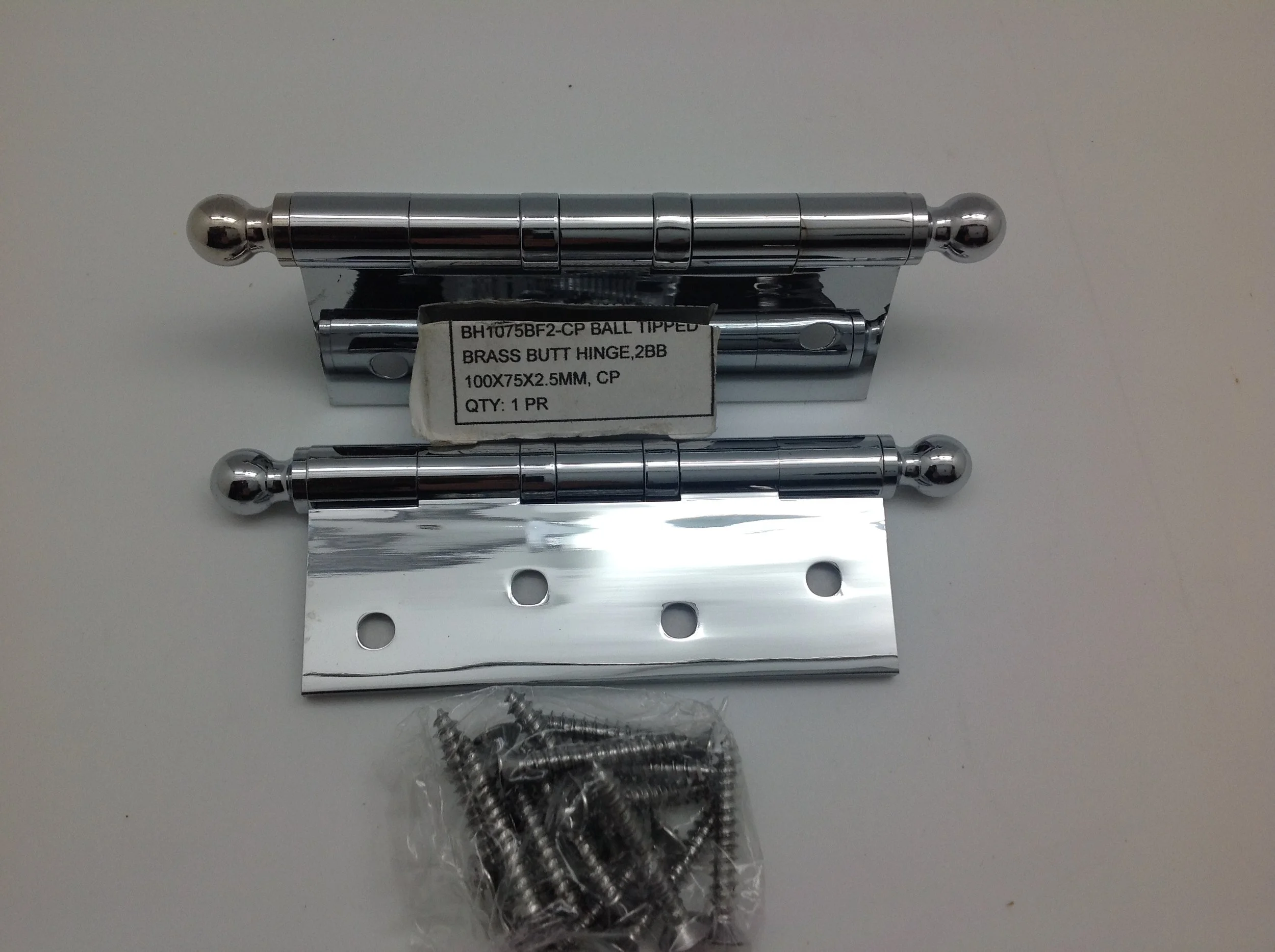 Tradway hinges (9).JPG