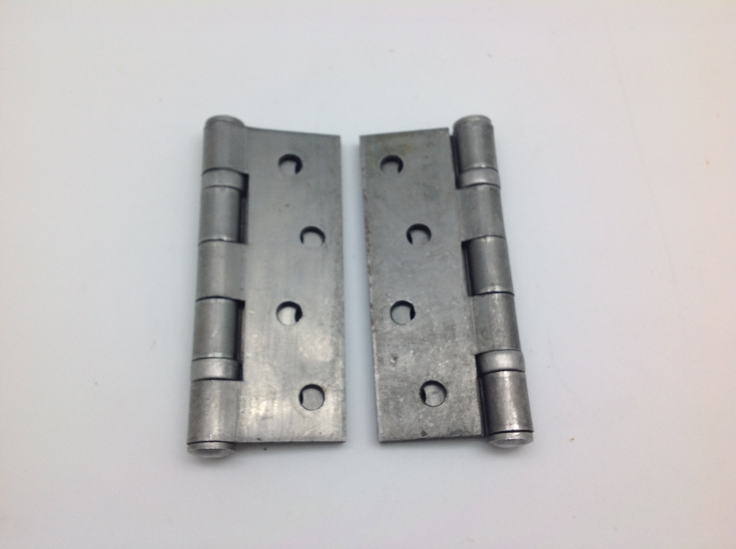 Tradway hinges (10).JPG