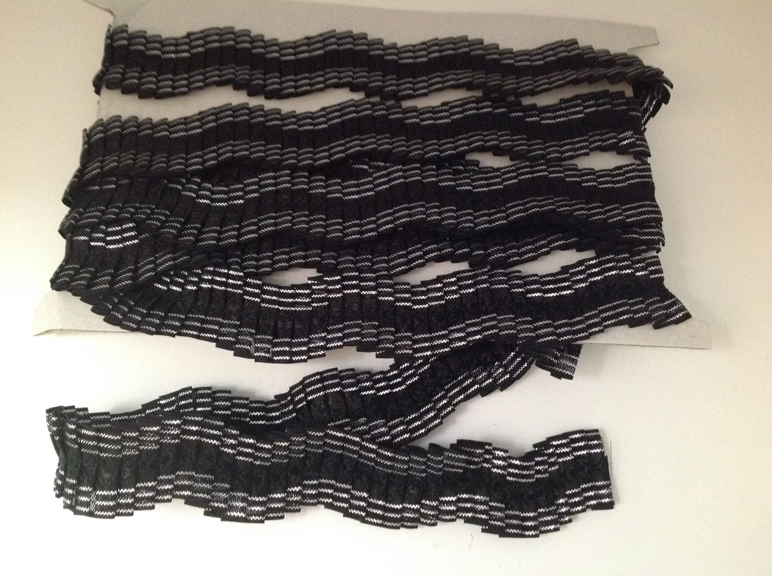 Tradway 56A ZX-6772black&silver 9m card.JPG