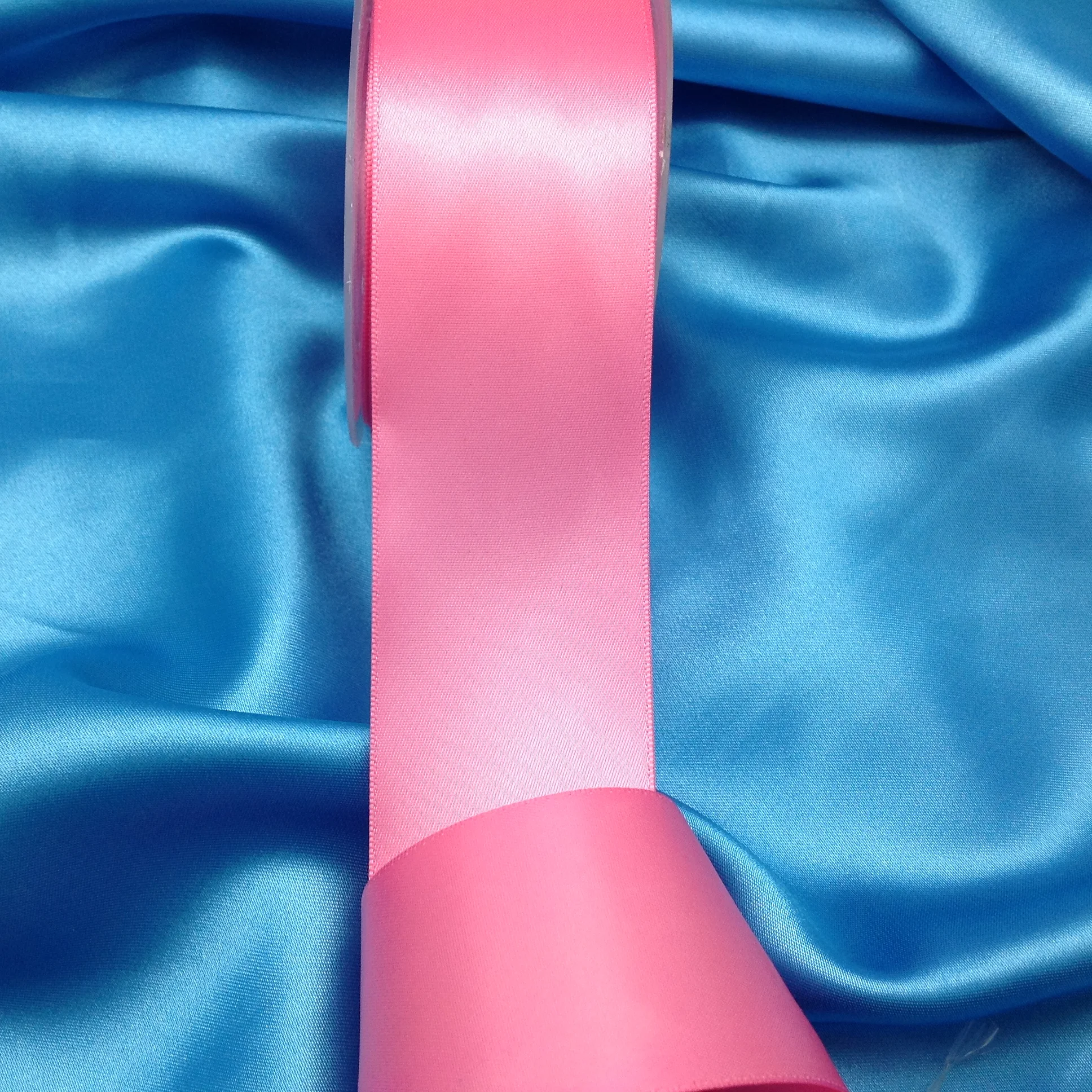 Tradway double-sided ribbon HOT_PINK_P189_50mm.JPG