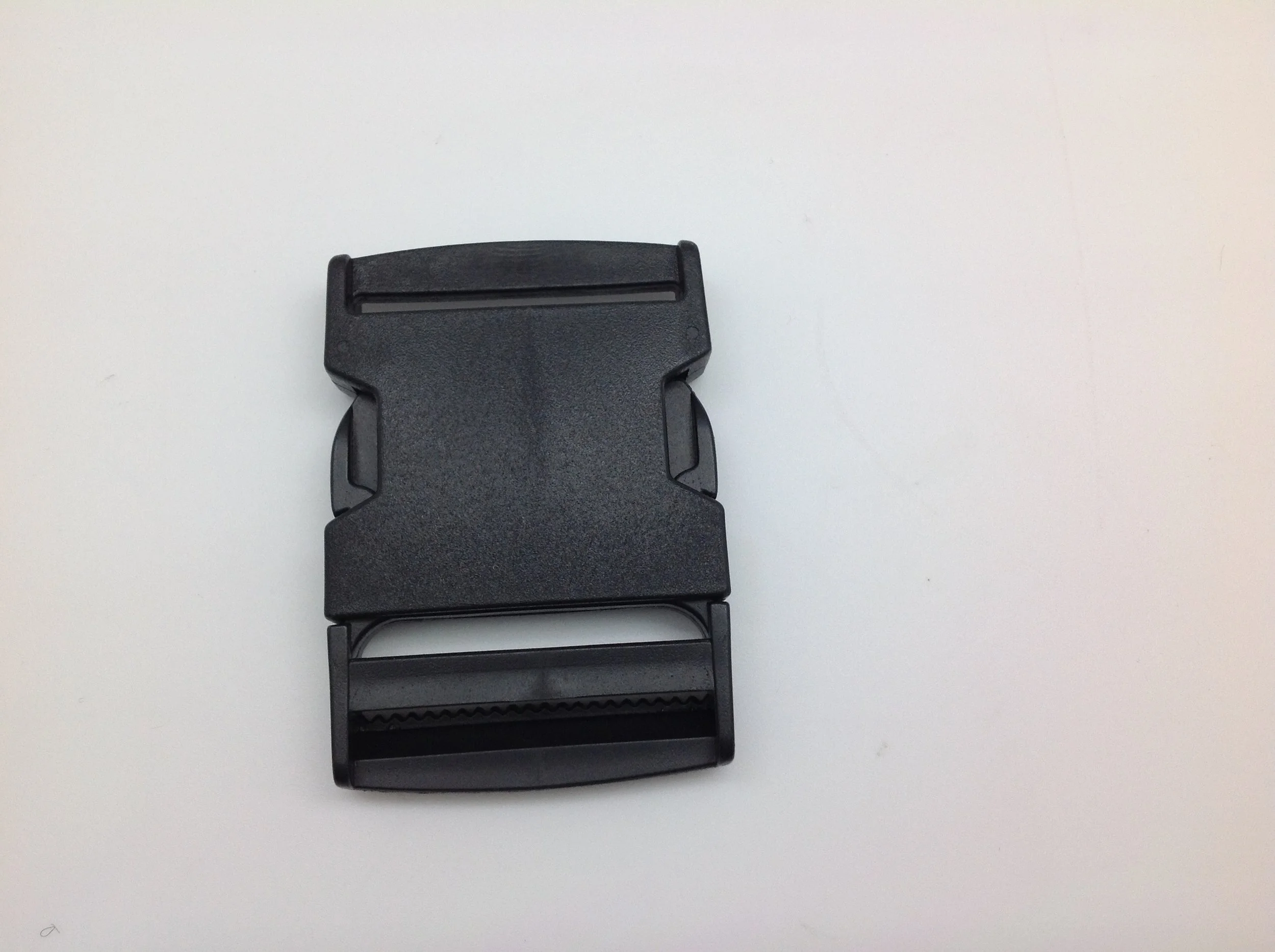 Tradway 5omm side release buckle.JPG