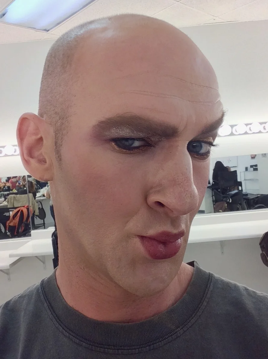 bald beauty