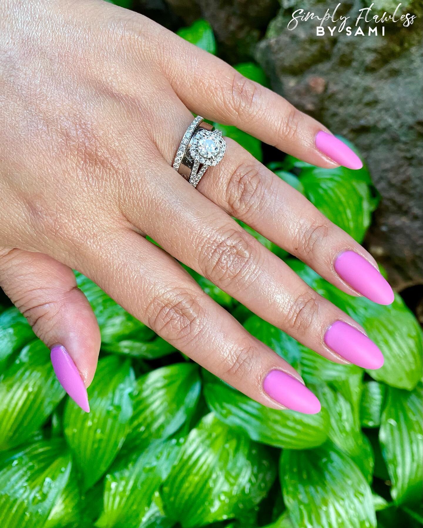 🌸🩰в︎ℓυѕн︎🩰🌸
•
•
•
@opi gel color “Two Timing the Zones”
@prestogel Matte top gel
•
#opi #opigelcolor #gelmanicure #gelpolish #gelpolishmanicure #springnails #springmani #naturalnails #healthynails #ctnails