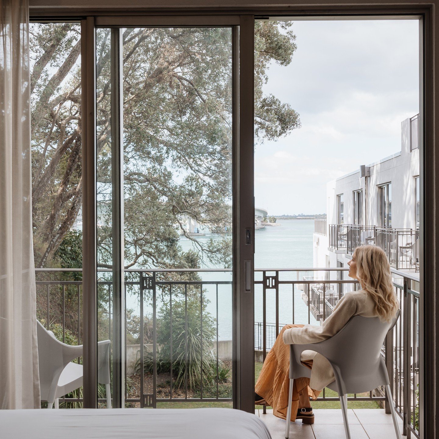 LOCALS! This one's for you... Indulge in a getaway without leaving town! Experience what it&rsquo;s like to stay at Trinity Wharf &amp; have the gorgeous glistening harbour on your doorstep with this exclusive limited time offer. 

Use the code 'BOPL