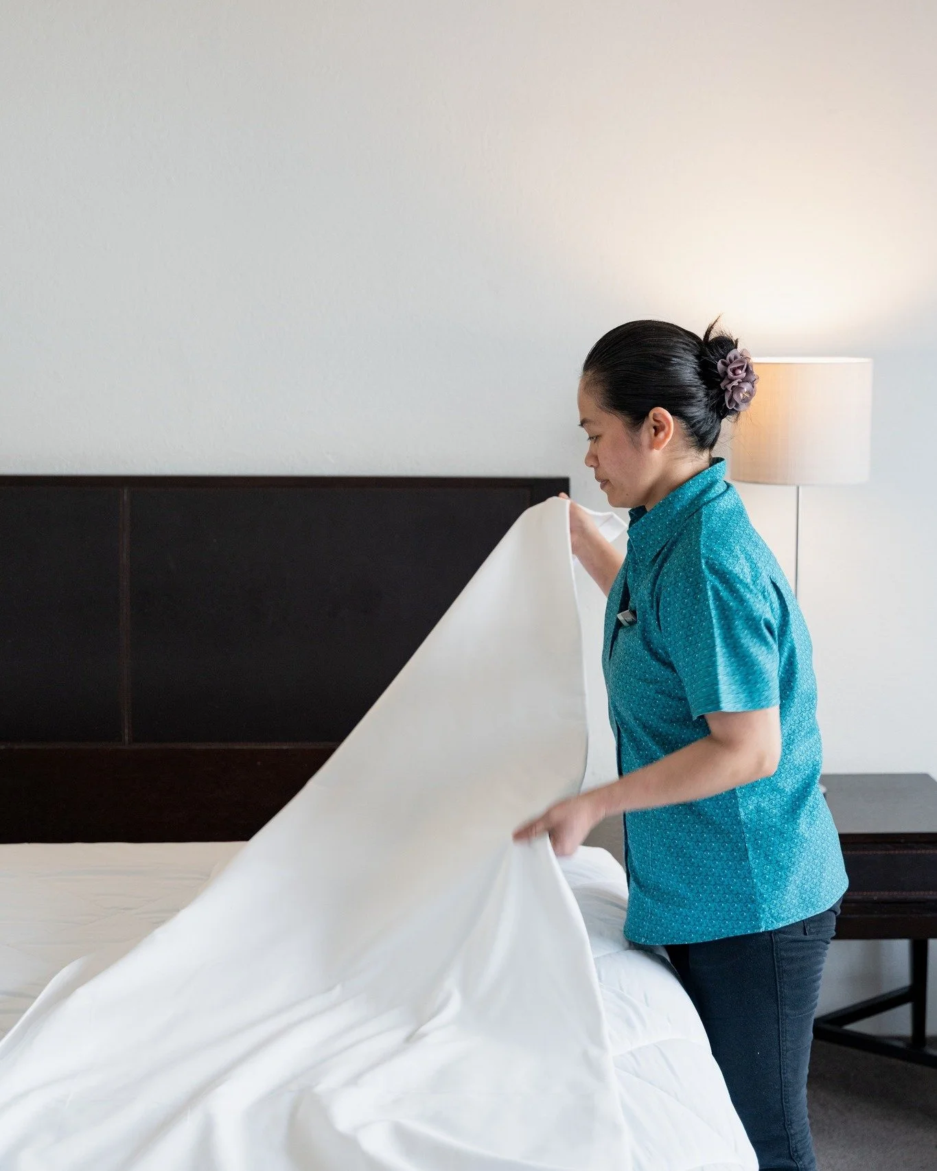 The little details don&rsquo;t happen by accident ~ Fresh sheets, perfectly hung robes, sparkling bathrooms, and rooms reset ready for your next exhale.

A little appreciation post for the team behind the scenes.