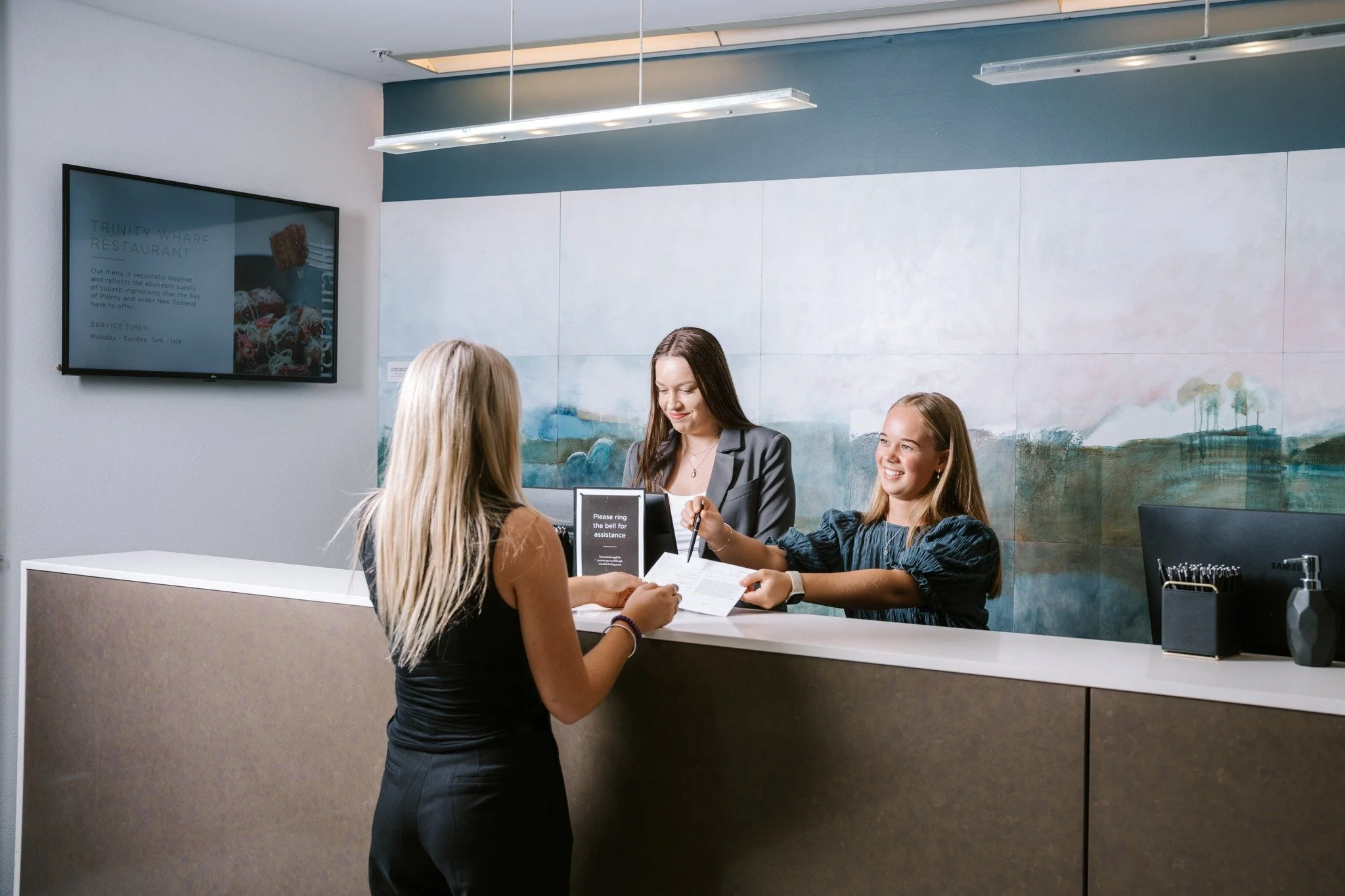 From check-in to checkout, we want your stay to feel easy, calm, and quietly special.

The kind of place where you arrive, exhale, and settle straight in.