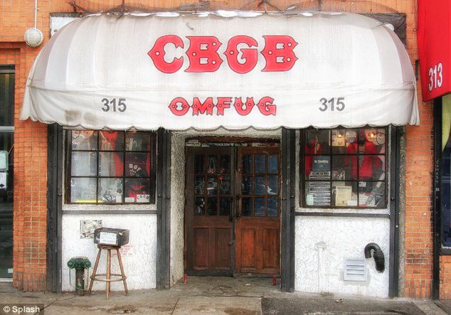 the-welcome-blog-sightseeing-in-new-york-CBGB.jpeg
