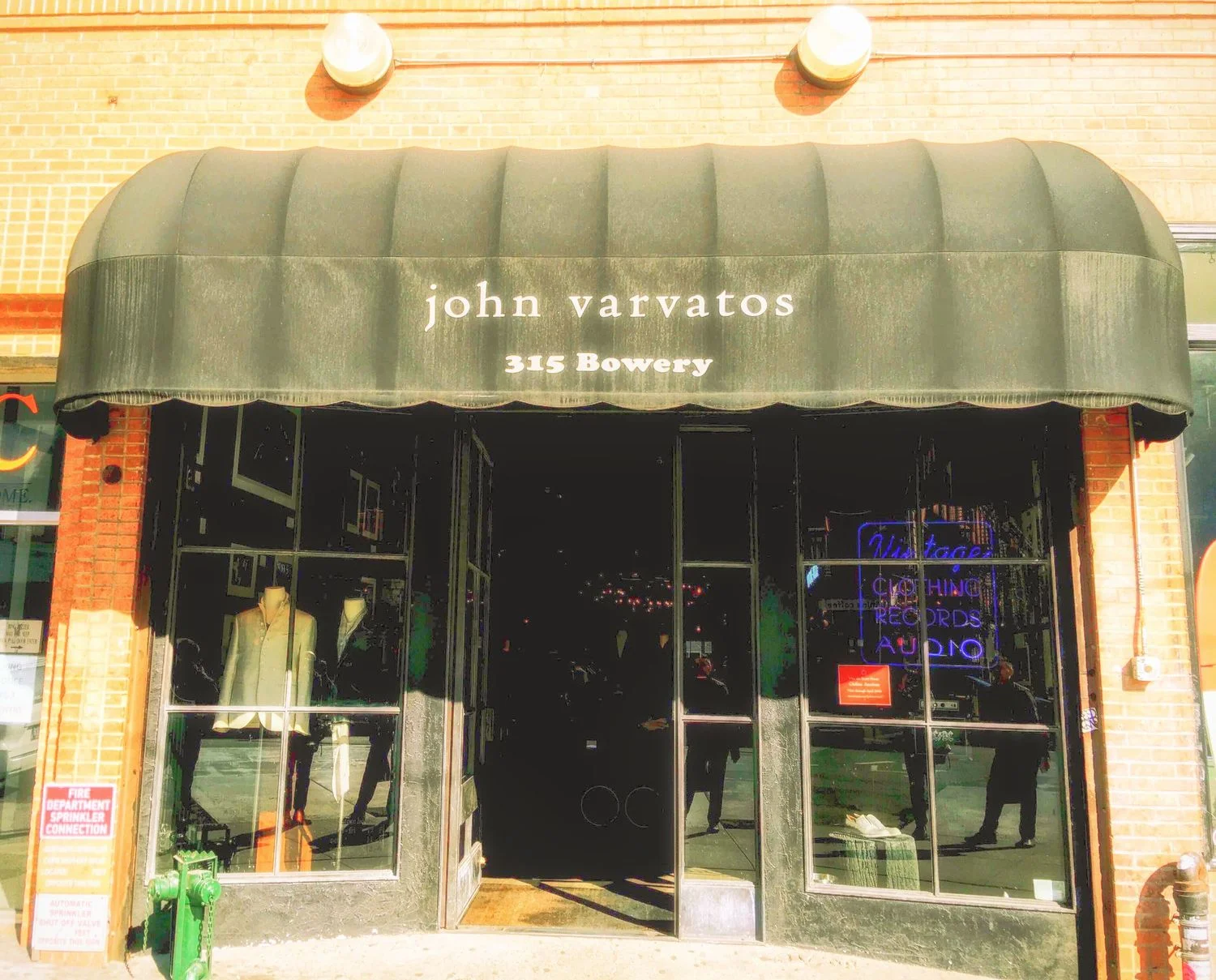 filmvacation-new-york-city-john-varvatos-CBGB-.jpeg