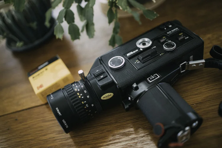 Nikon R10 Review - The Cadillac of Super 8 — That Vintage Lens