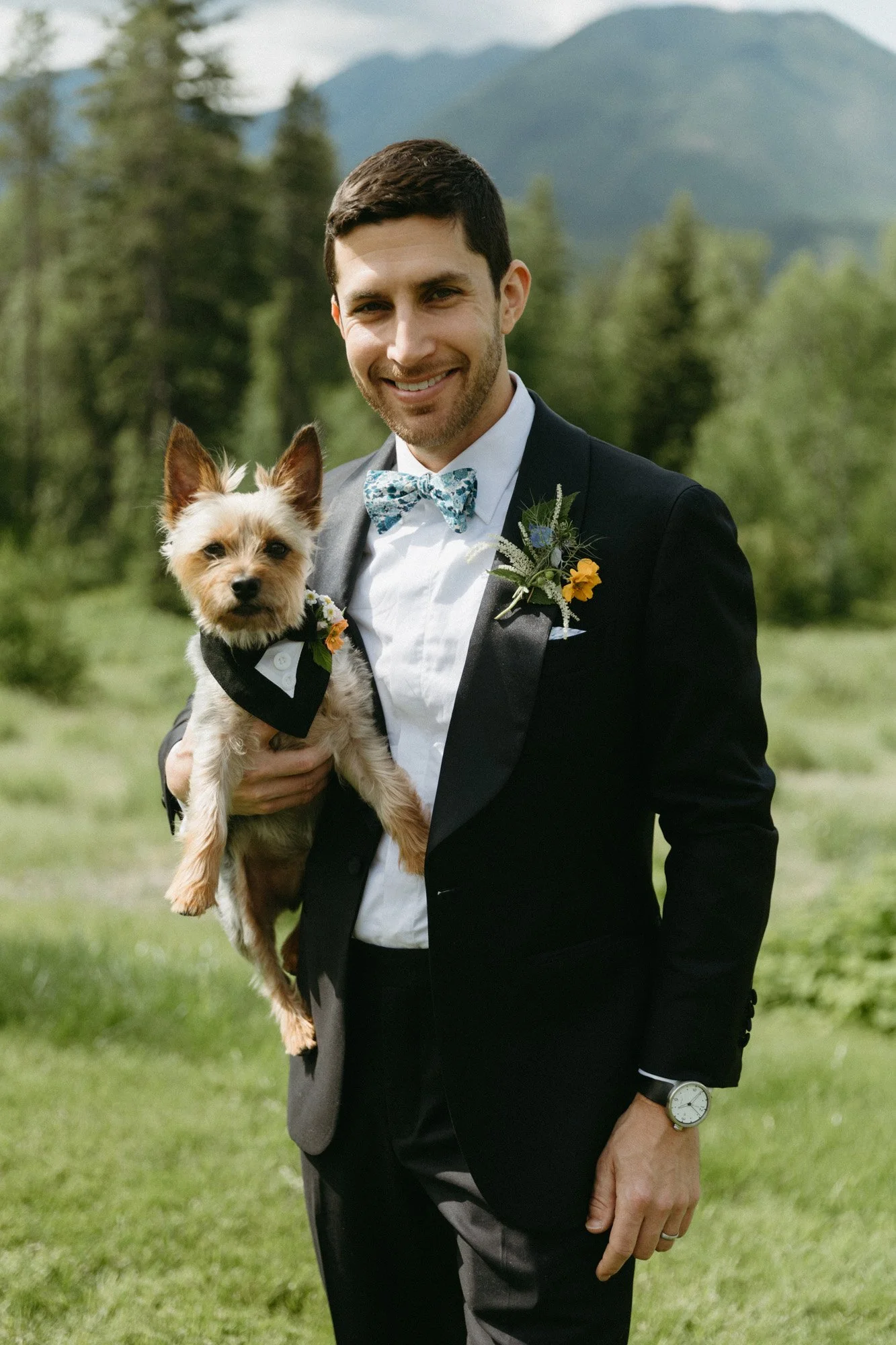 groom with dog