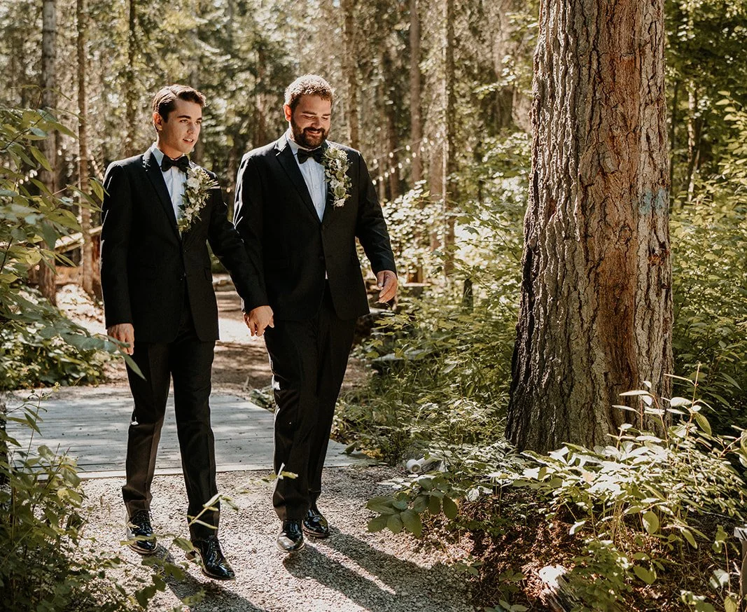 two grooms lakeside montana