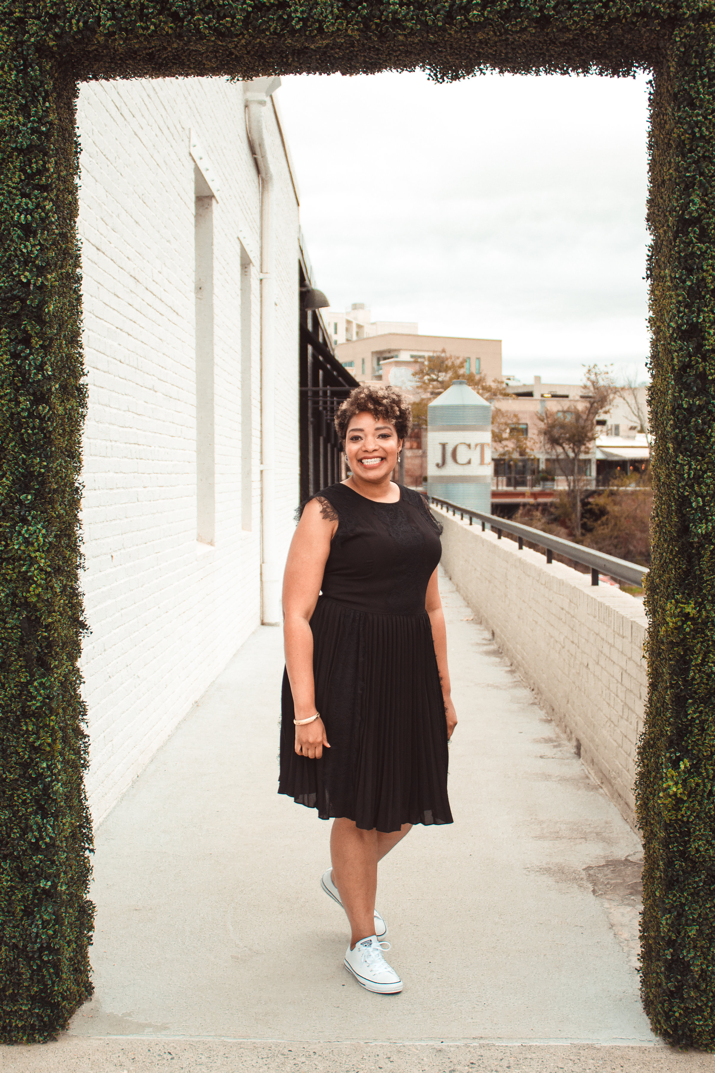 fullbody black dress arbor.jpg