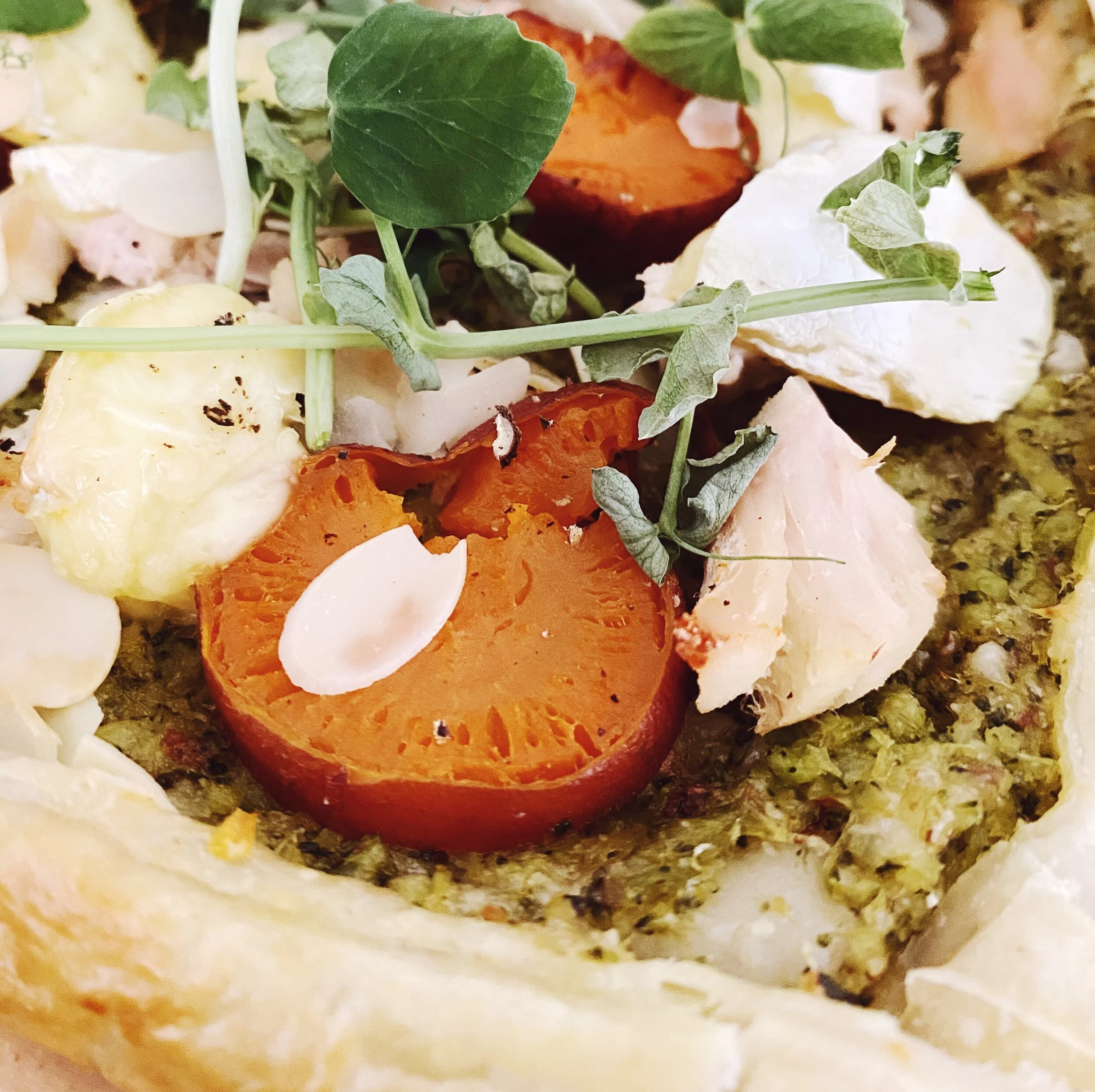 Open Chicken Tart with Broccoli Pesto - Meal