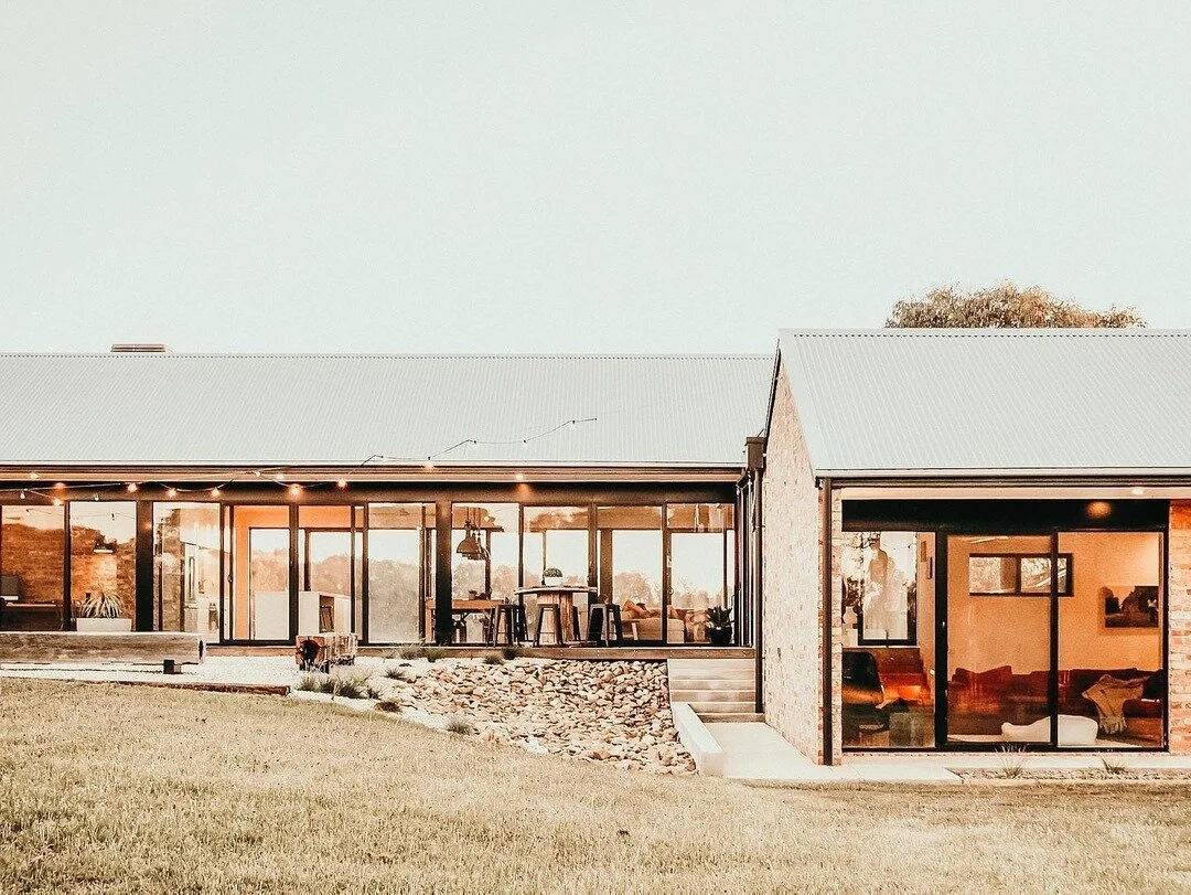 Ecoluxe Living ~⠀⠀⠀⠀⠀⠀⠀⠀⠀
Yesterday our family tuned into the sustainable house day from the comfort of our own home. While we were not able to attend the beautiful houses, the online event was so well run I think we got more out of this sustainable 