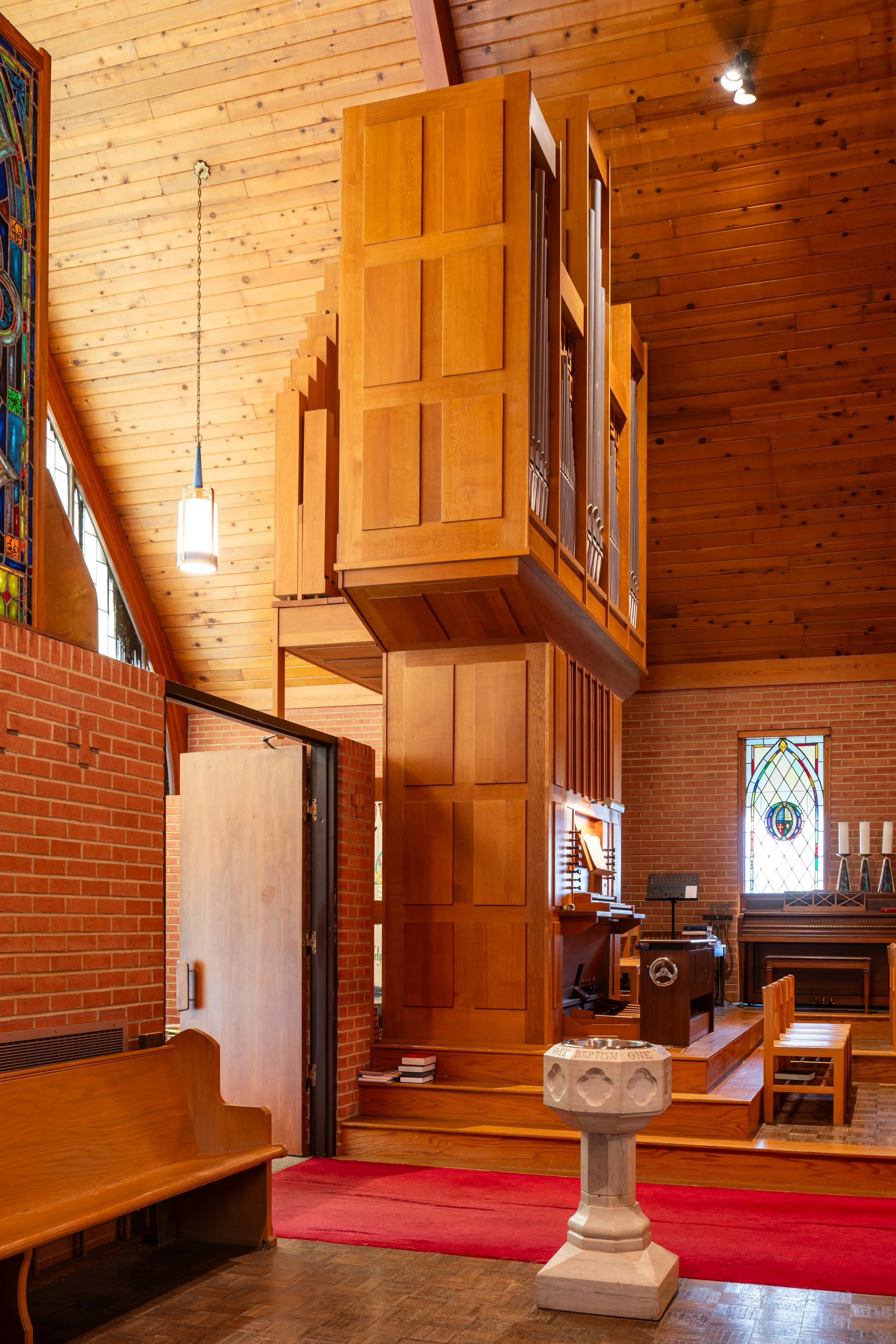 Holy Trinity_Organ pics-3.jpg
