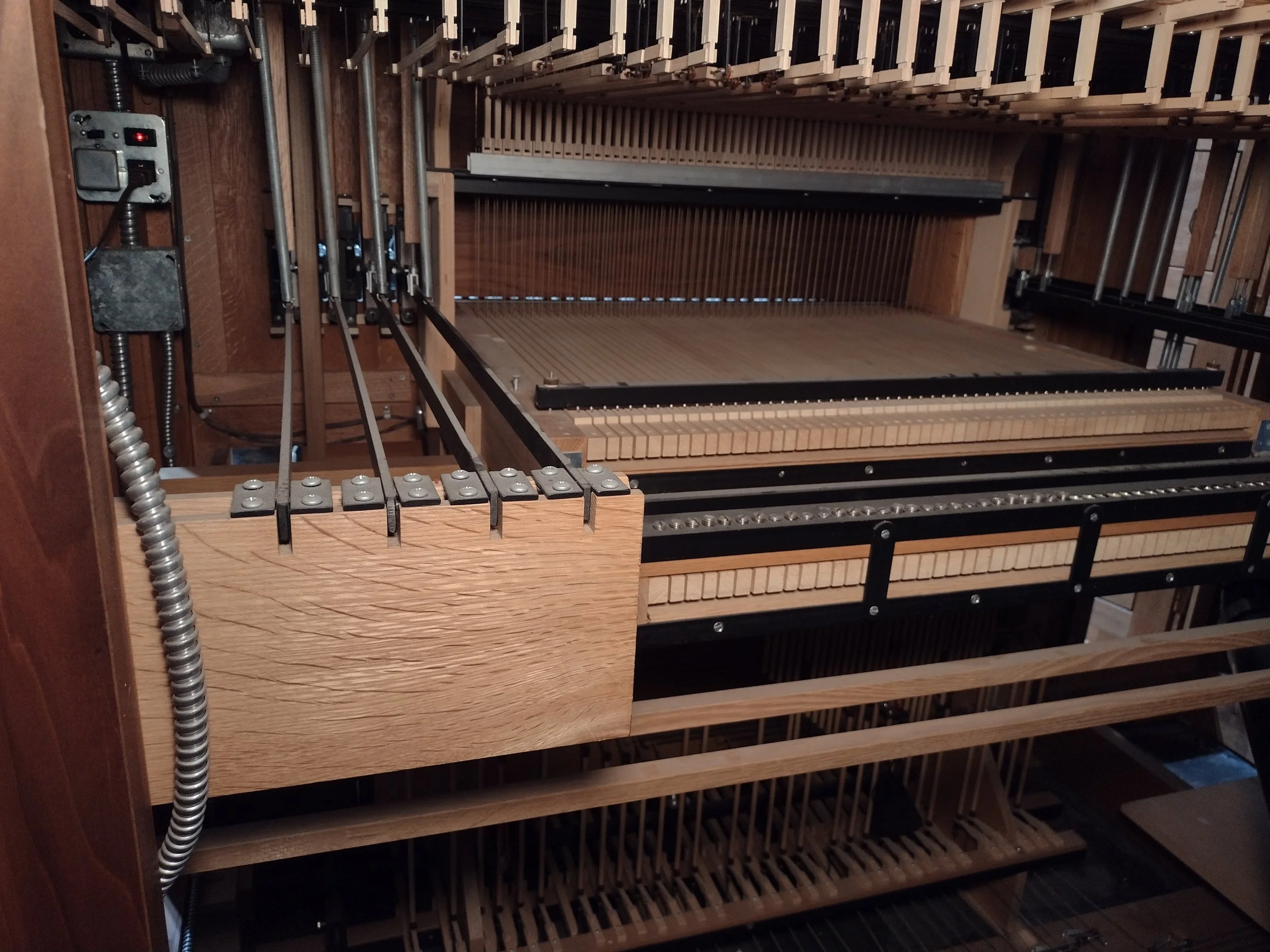 Back of keydesk.jpg