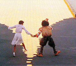 tumblr_m89n33mXLM1qc4cp9o1_250.gif